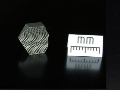 Micro lattice structure by 3D MicroPrint (10 mm scale)